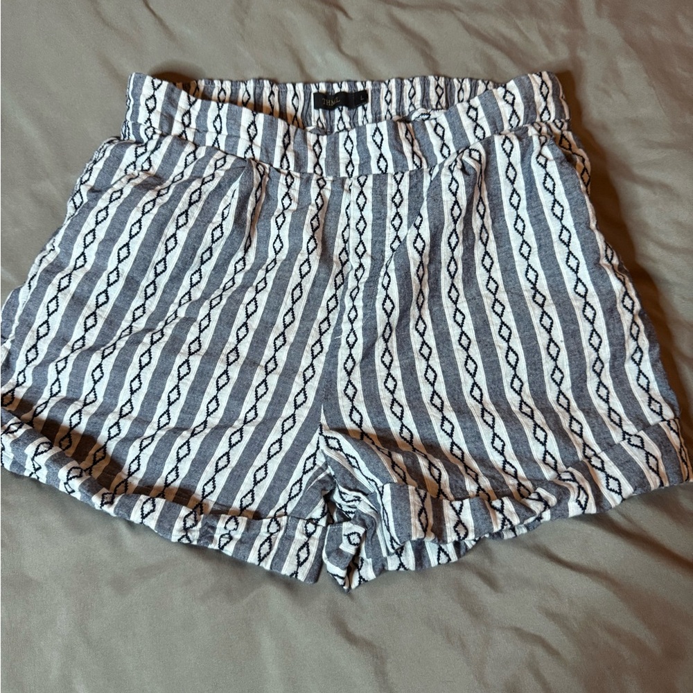 ✨ THML Diamond‎ Pattern Shorts ✨
